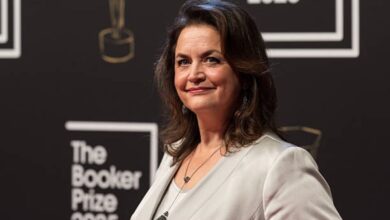 ruth jones net worth
