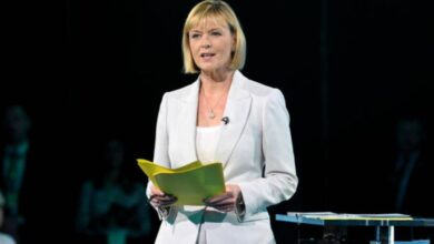 Julie Etchingham
