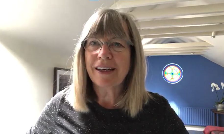 Carol Leader