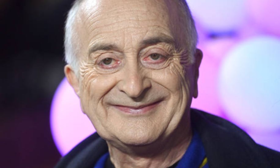 Tony Robinson